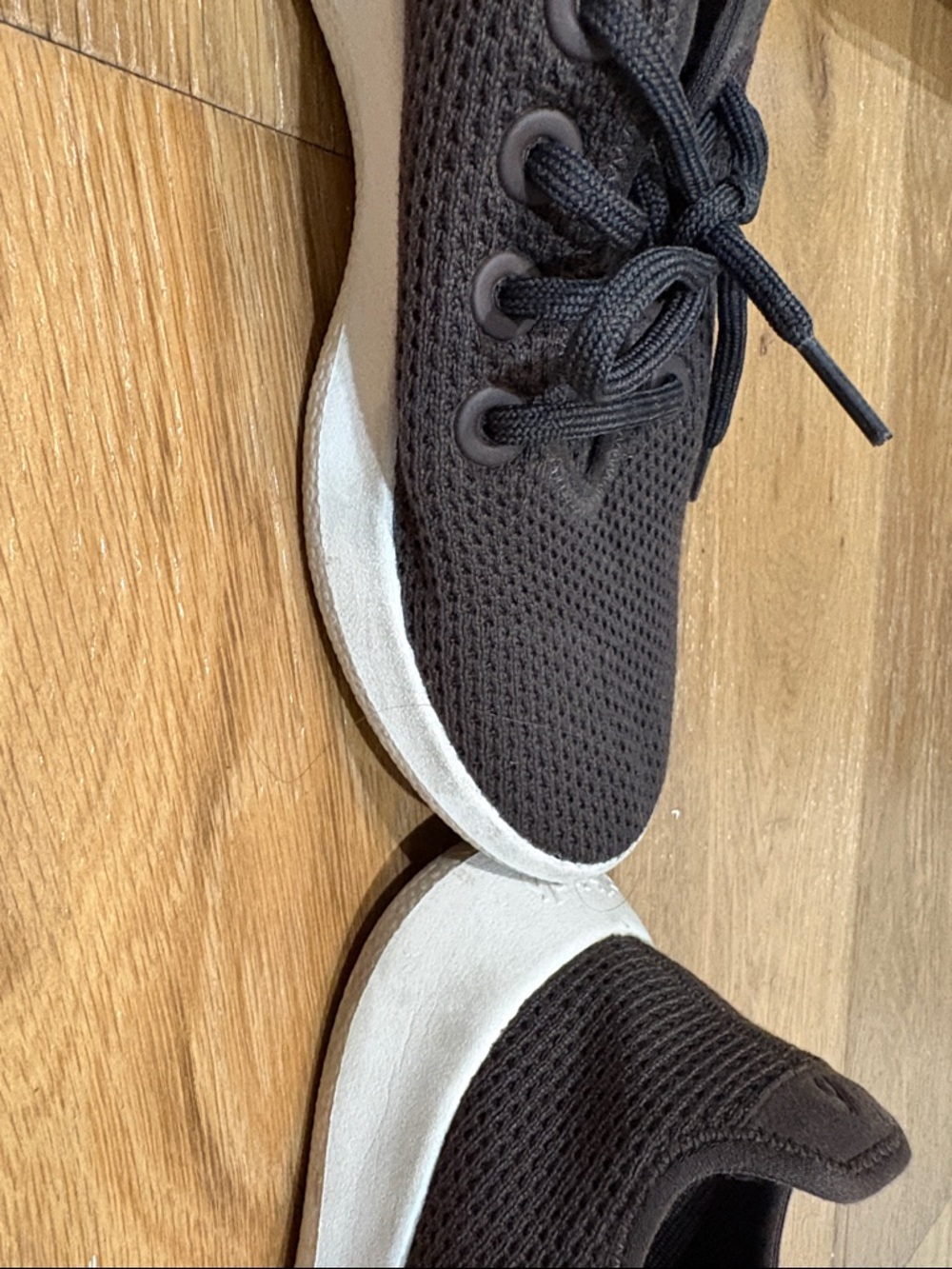 Allbirds Women’s Tree Runners Size 7 Dark Chocolate Brown White Soles Athletic - Picture 14 of 14